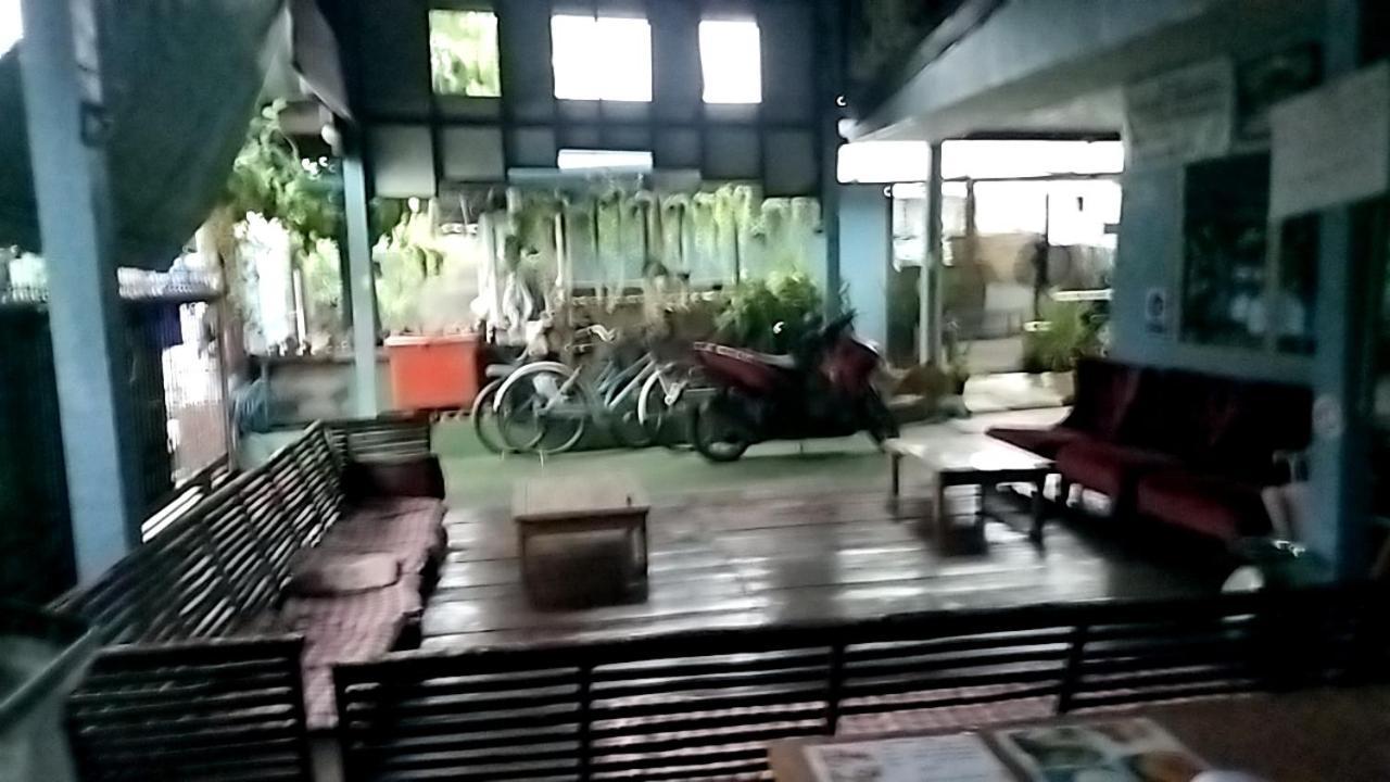 Canaan Guesthouse Kanchanaburi Exterior photo